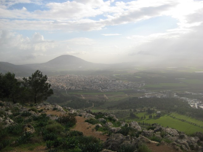 Viewing the Jezreel Valley from the Nazareth ridge